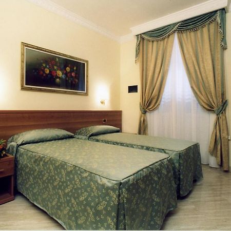 Hotel Magic House Roma Exterior foto