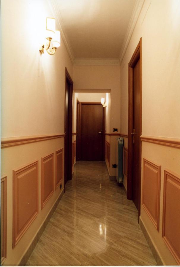Hotel Magic House Roma Exterior foto