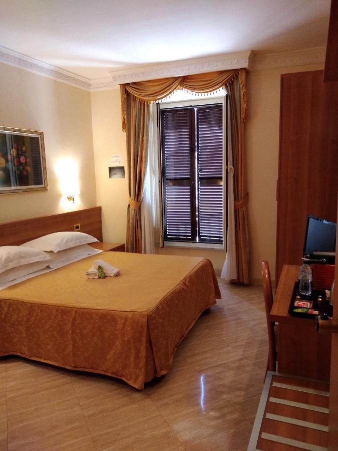 Hotel Magic House Roma Exterior foto