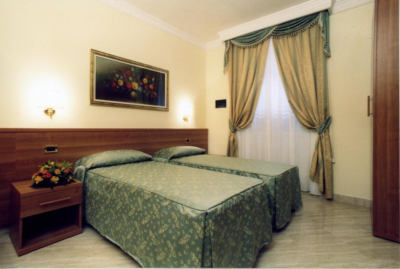 Hotel Magic House Roma Exterior foto