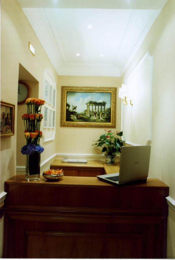 Hotel Magic House Roma Exterior foto
